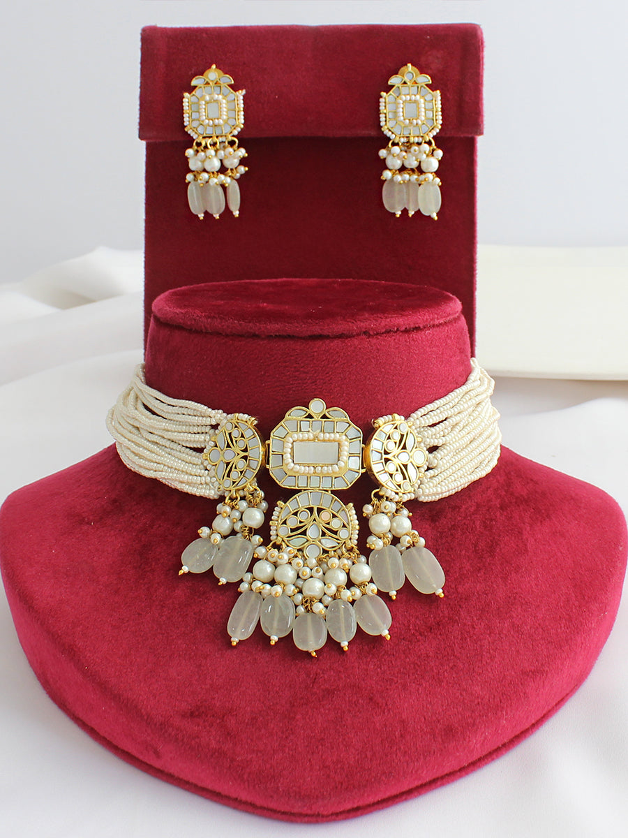 Kanvika Choker Necklace Set