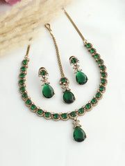 Noah Pendant Necklace set
