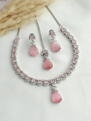 Noah Pendant Necklace set