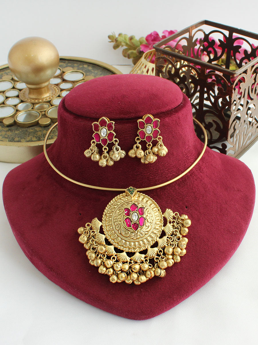 Pragya Hasli Necklace Set-Hot Pink