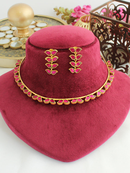 Nitara Hasli Necklace Set-Hot Pink