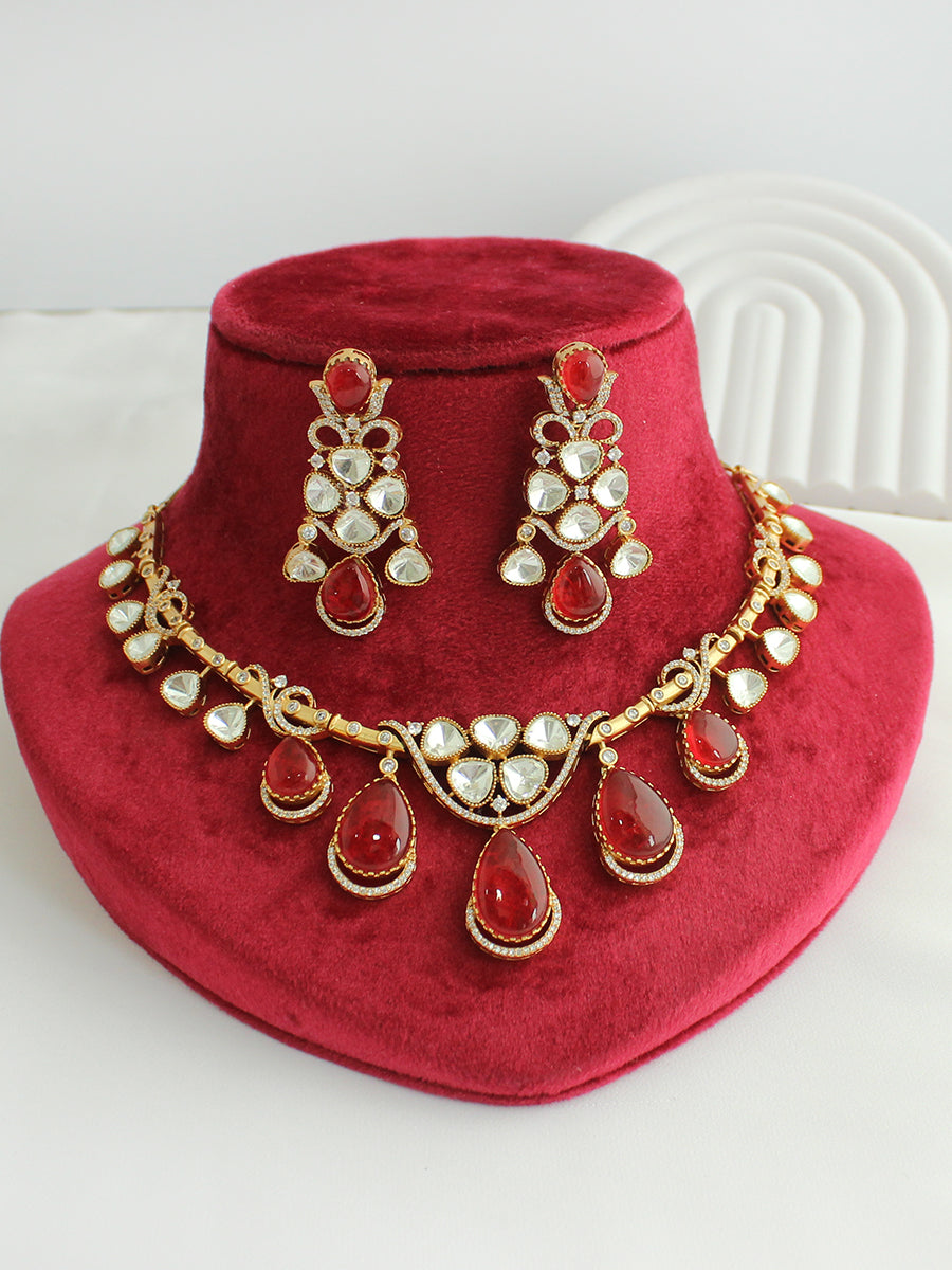 Tishya Necklace Set