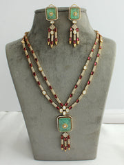 Navira Necklace Set