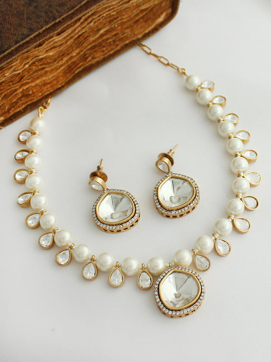 Sravya Necklace Set-Pearl