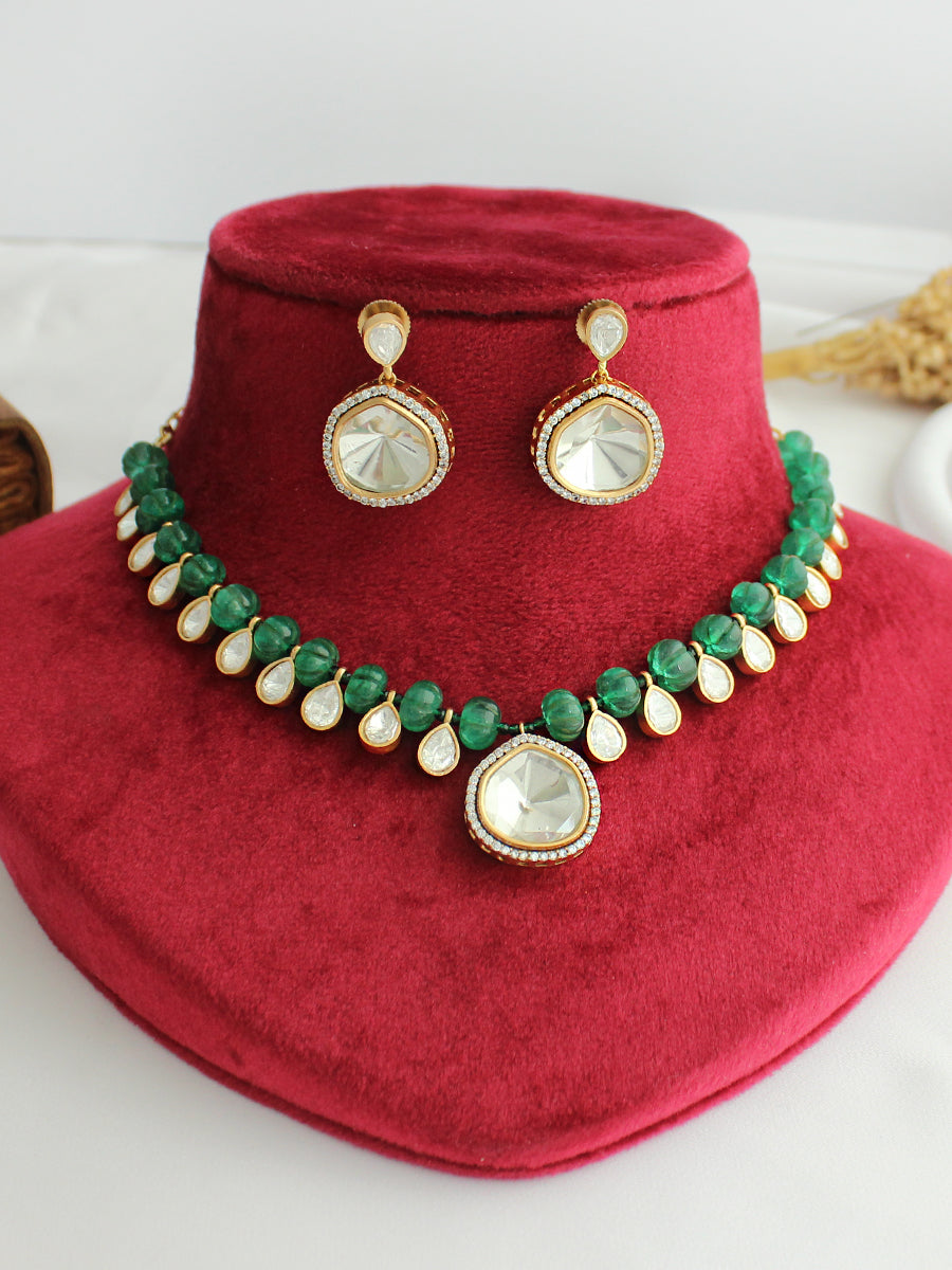 Sravya Necklace Set