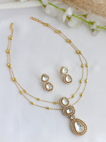 Kanvi Pendant Necklace Set-White