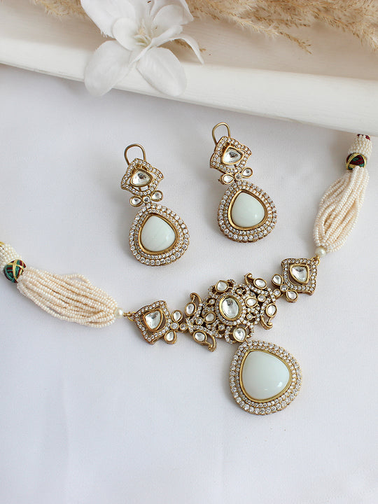 Siyara Choker Necklace Set-Moon stone