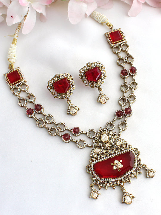 Kaisha Necklace Set-Maroon
