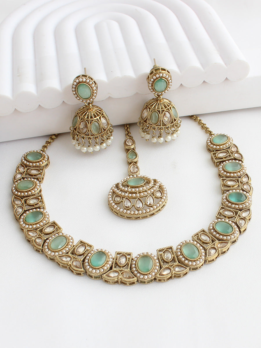 Lavika Choker Necklace Set