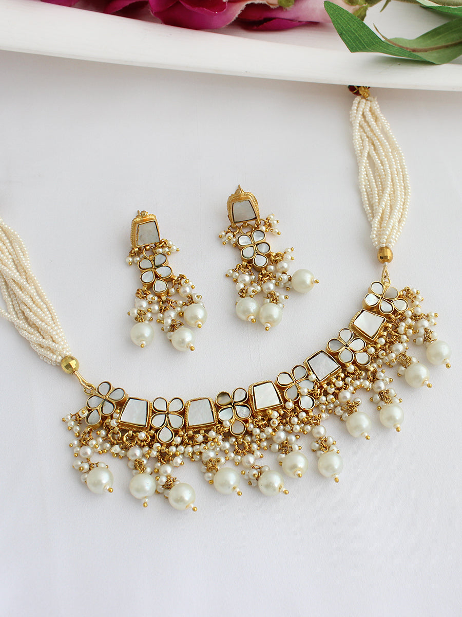 Arvika Choker Necklace Set-Ivory