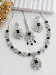 Aania Necklace Set