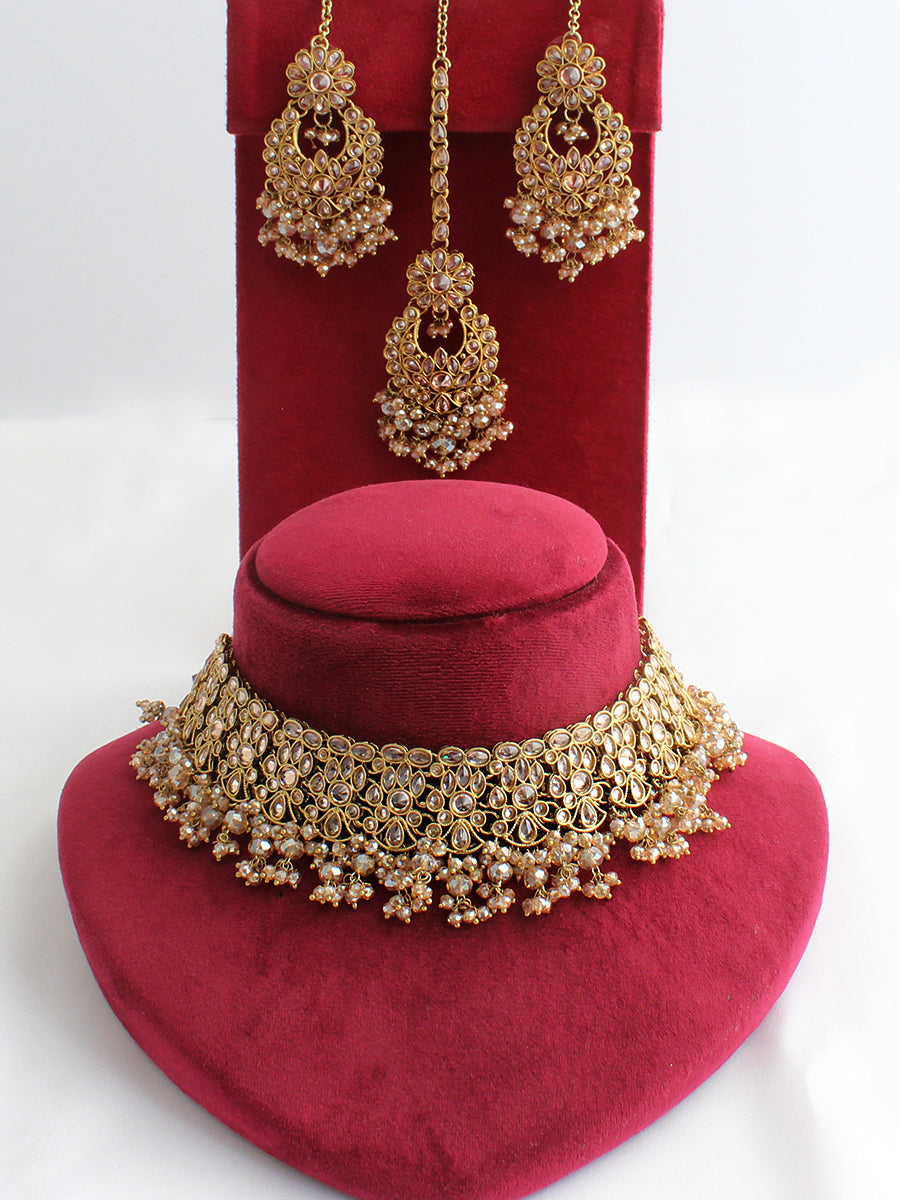 Arvika Choker Necklace Set