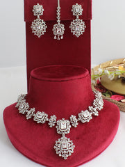 Ziana Necklace Set