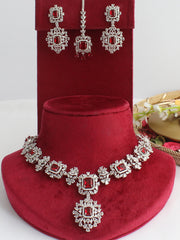 Ziana Necklace Set