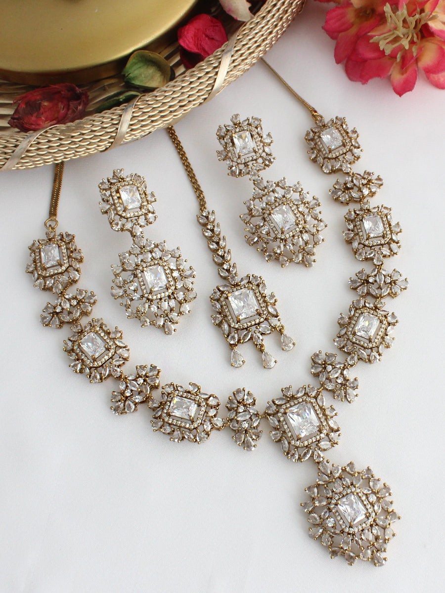 Ziana Necklace Set-White