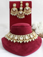 Manvika  Necklace Set