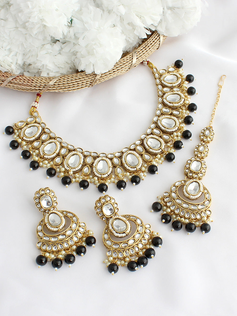 Manvika  Necklace Set-Black
