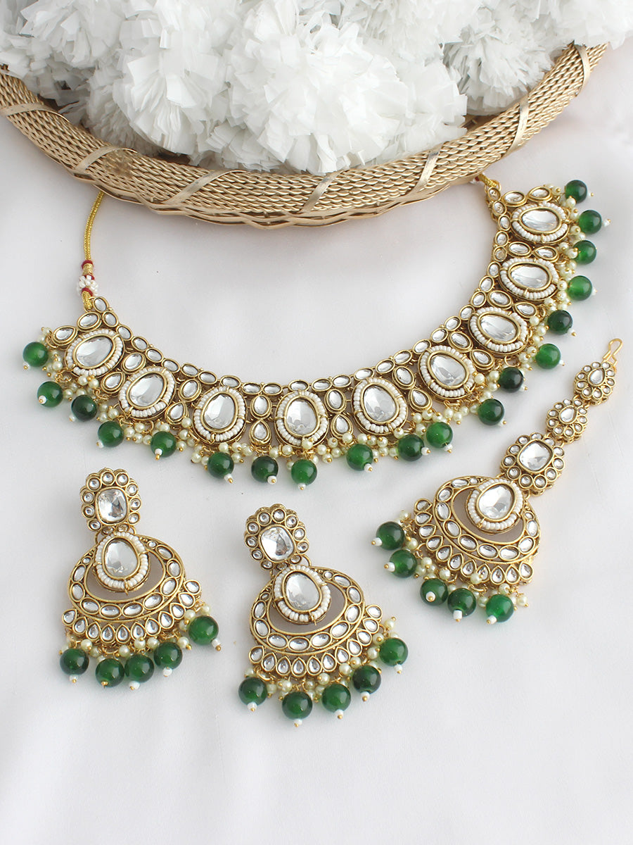 Manvika  Necklace Set