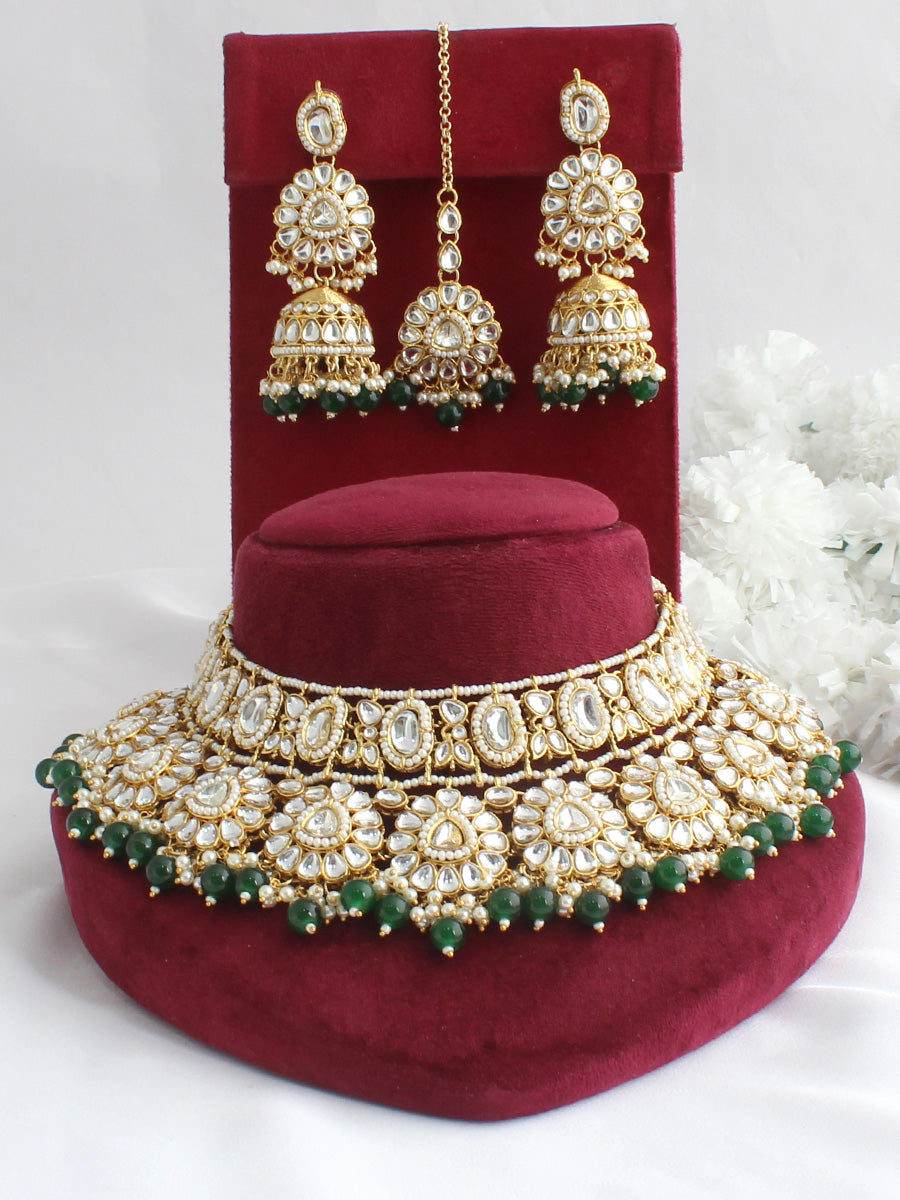 Vritee Necklace Set