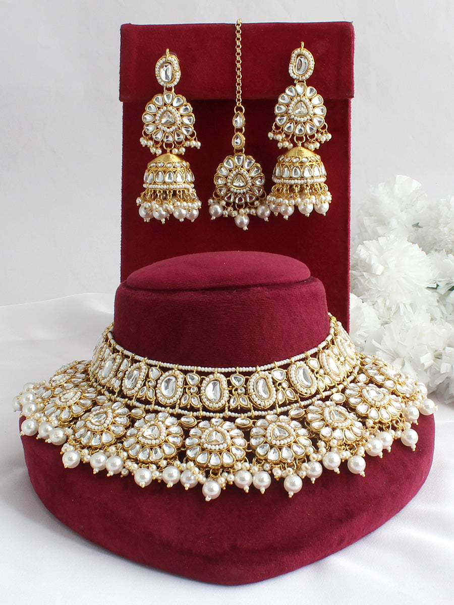 Vritee Necklace Set