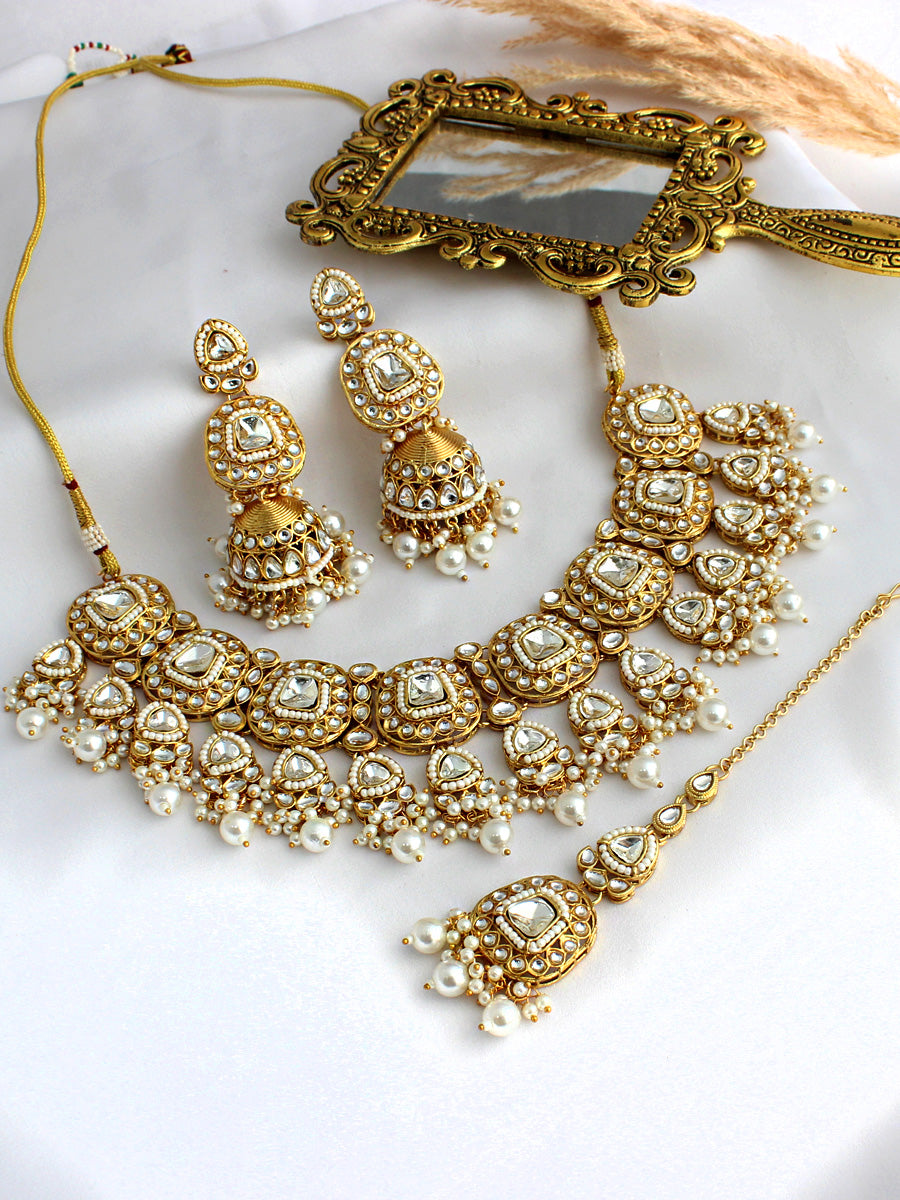 Anshika Necklace Set-Pearl
