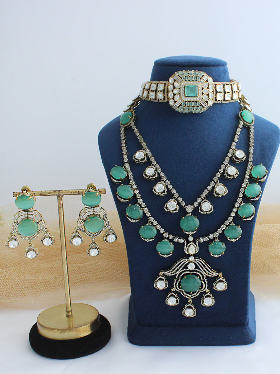 Miyana Layered Necklace Set