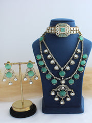 Miraya Layered Necklace Set