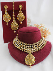 Udvi Necklace Set-Gold