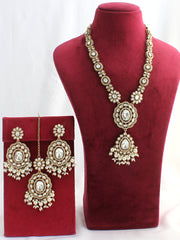 Pranita Long Necklace Set