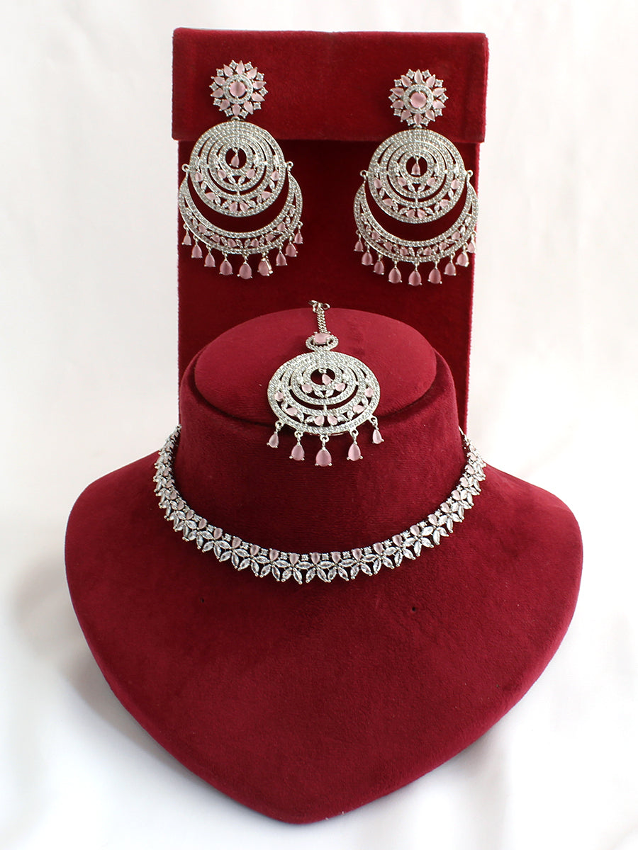 Omaira Necklace Set