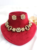 Kanvika Choker Necklace Set-Gold