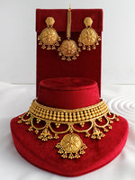 Umika Choker Necklace Set