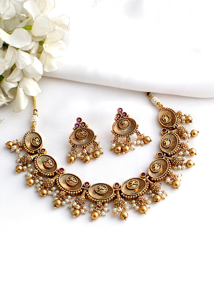 Jaya Bib Necklace Set-Hot Pink