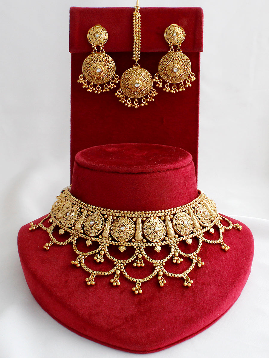 Mahika Choker Necklace Set-Gold