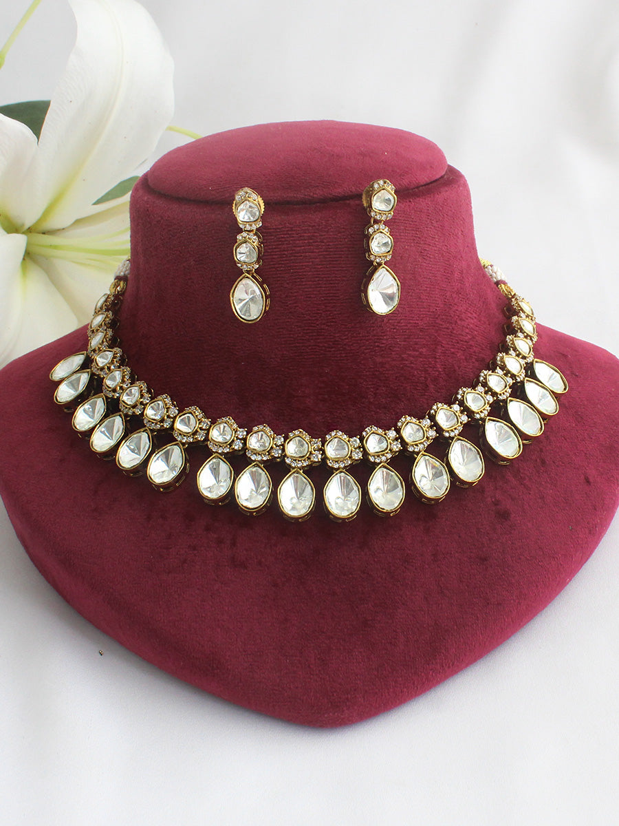 Aavya Bib Necklace Set-Gold