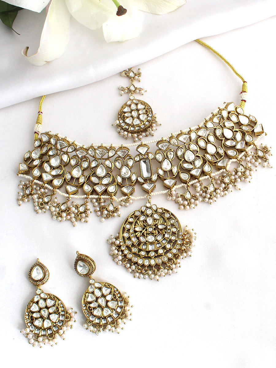 Nishika Choker Necklace Set-Gold