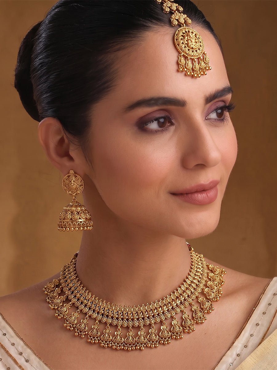 Chitra Bib Necklace Set-Gold