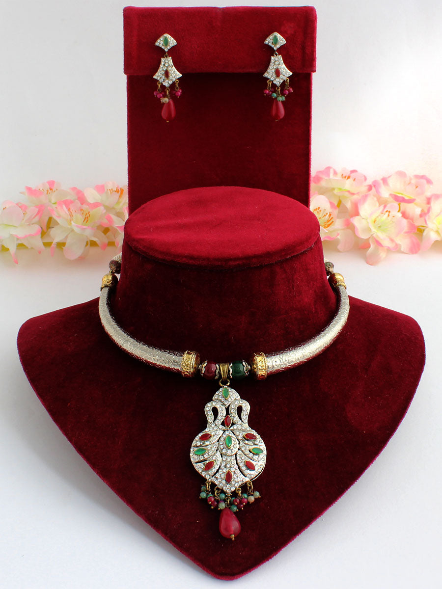 Rambha Necklace Set
