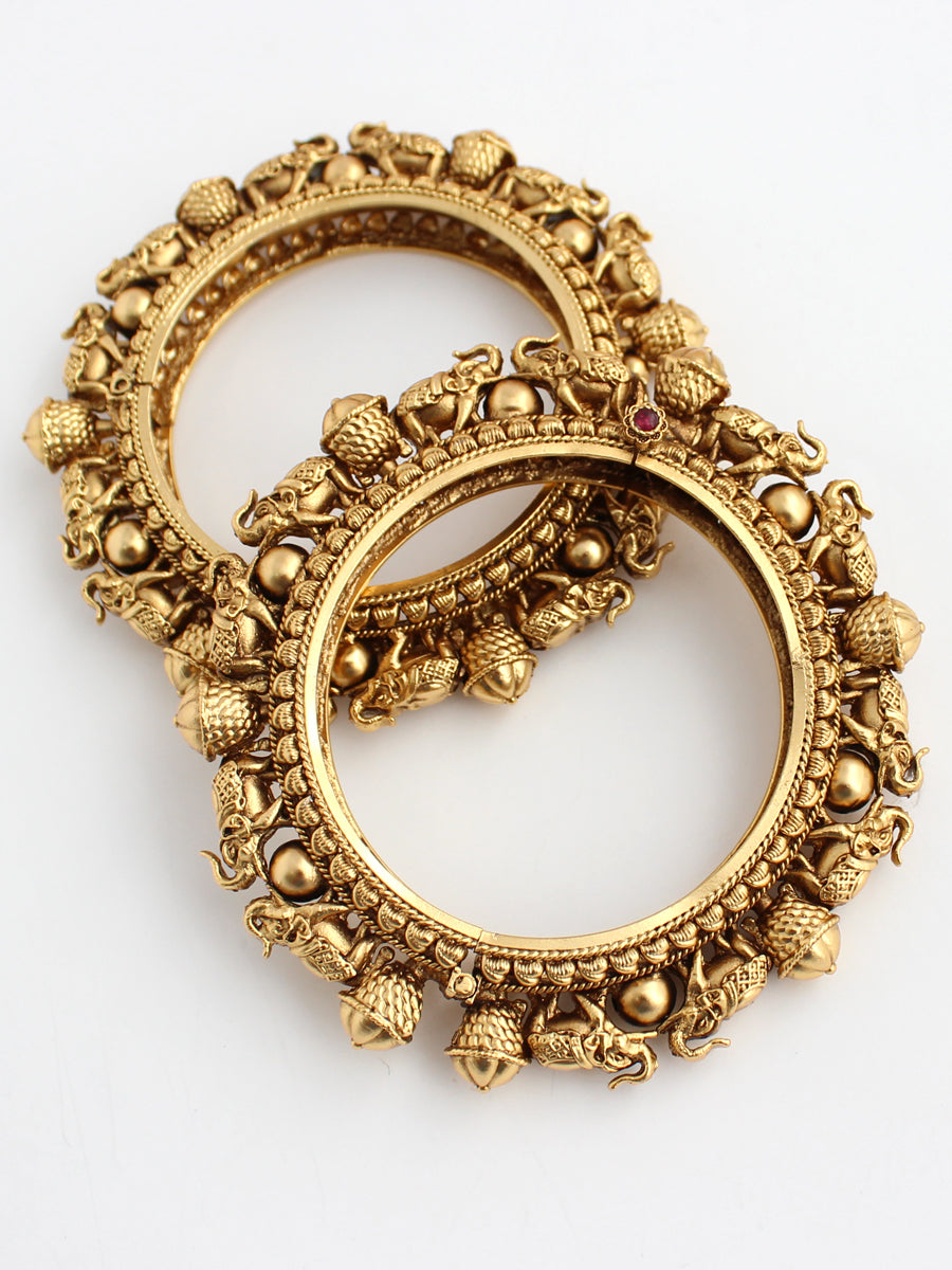 Jaisalmer Bangle Set-Golden