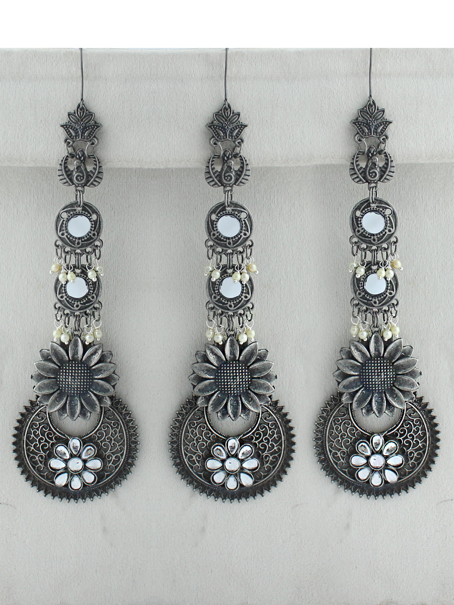 Kumud Earrings & Tikka-Antique Silver