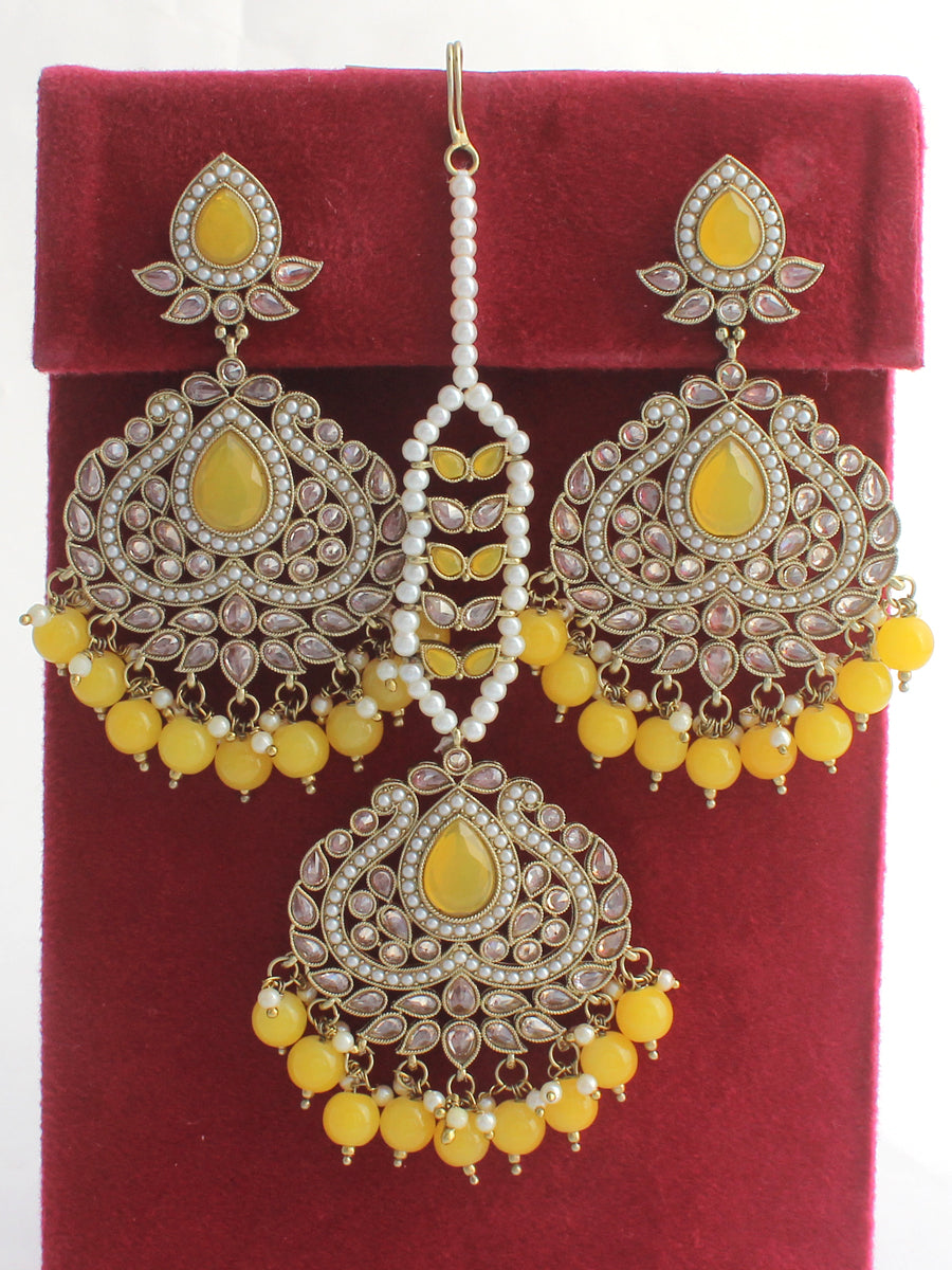 Akshita Earrings & Tikka-Yellow
