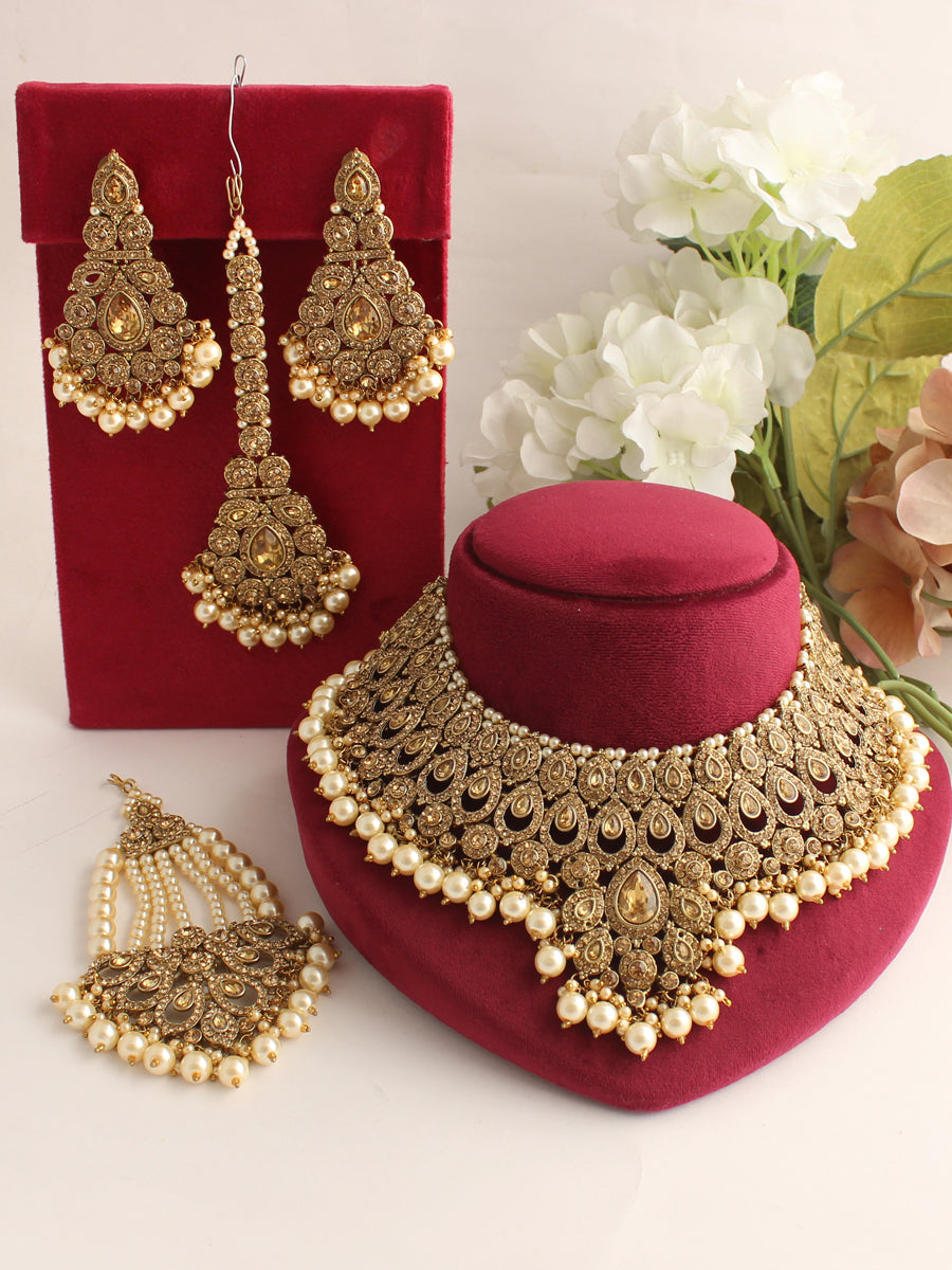 Somya Necklace Set-Golden