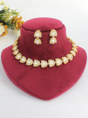 Komal Necklace Set - Golden