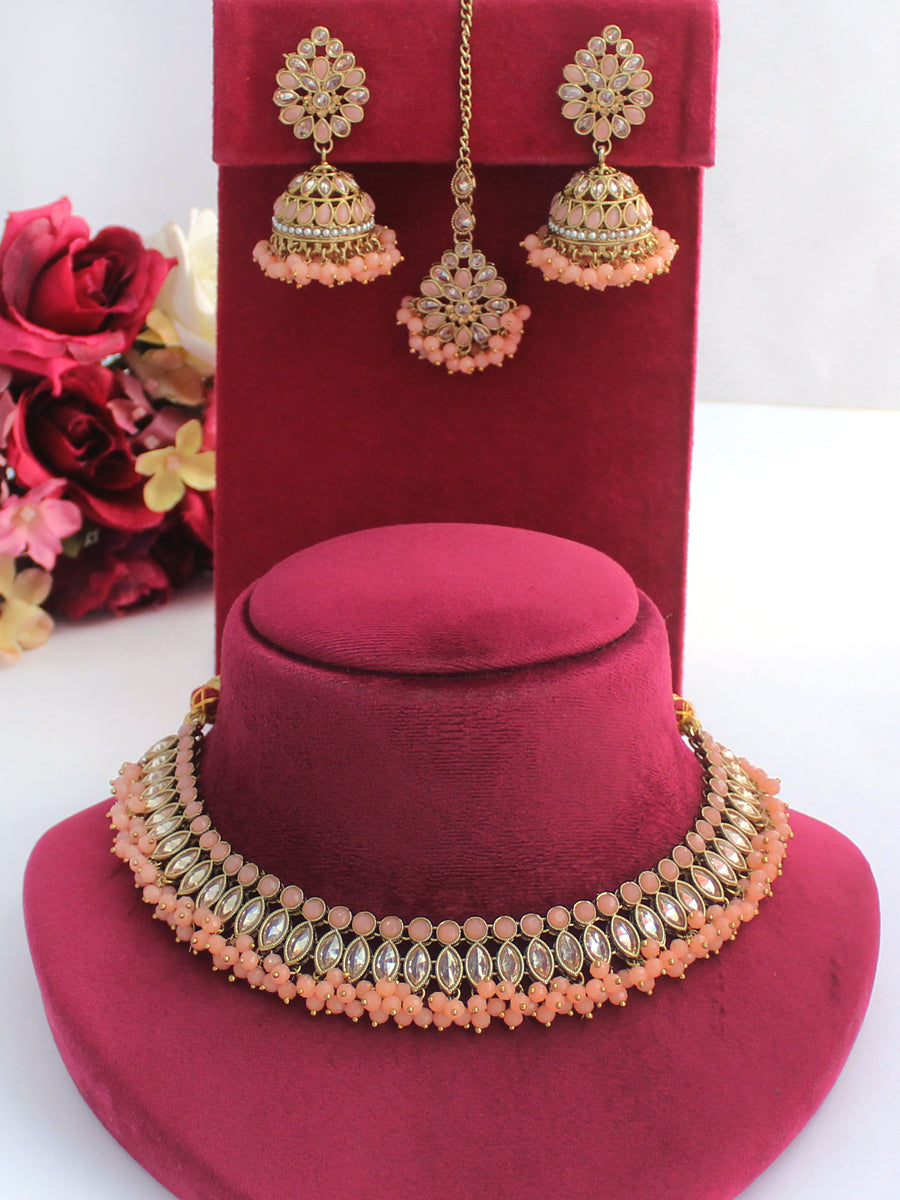 Abhilasha Necklace Set