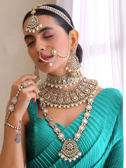 Rasika Bridal Set with Mathapatti