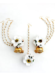 Akansha Floral Earrings & Tikka - White