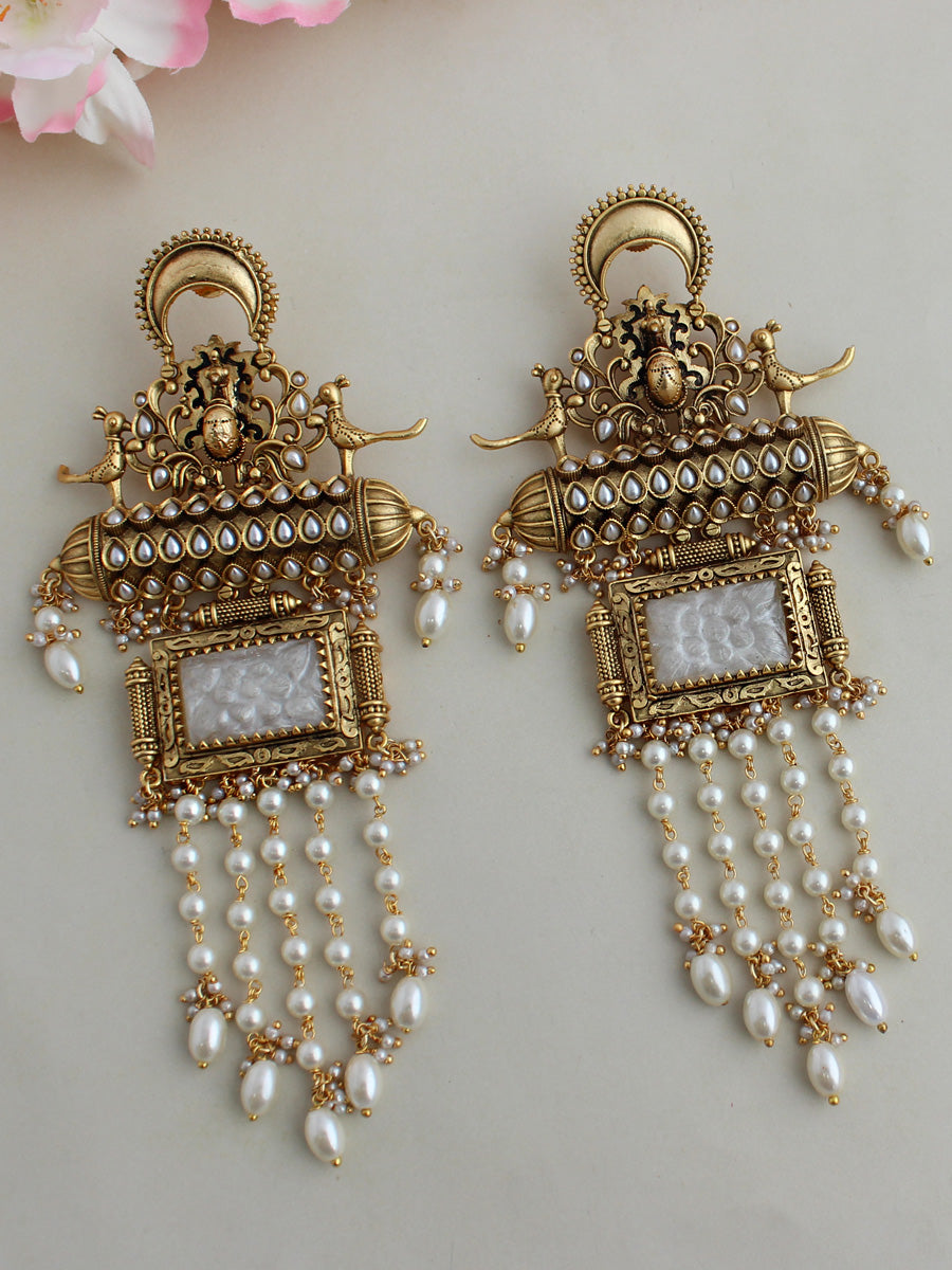 Shreya Earrings-Ivory