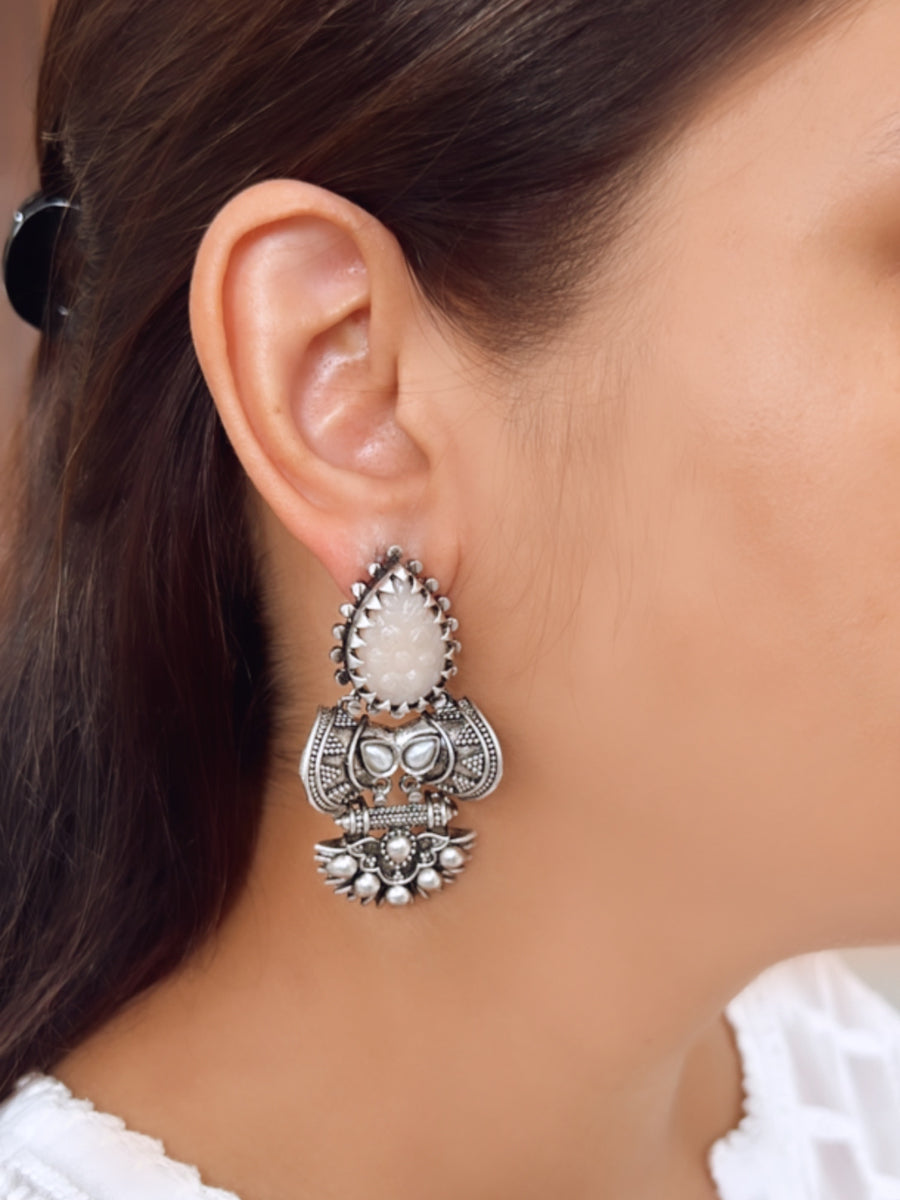 Shipra Earrings ivory