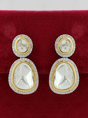 Malvika Earrings golden silver