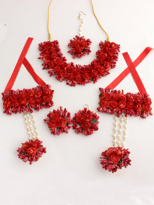 Kaynat Floral Necklace Set - Red